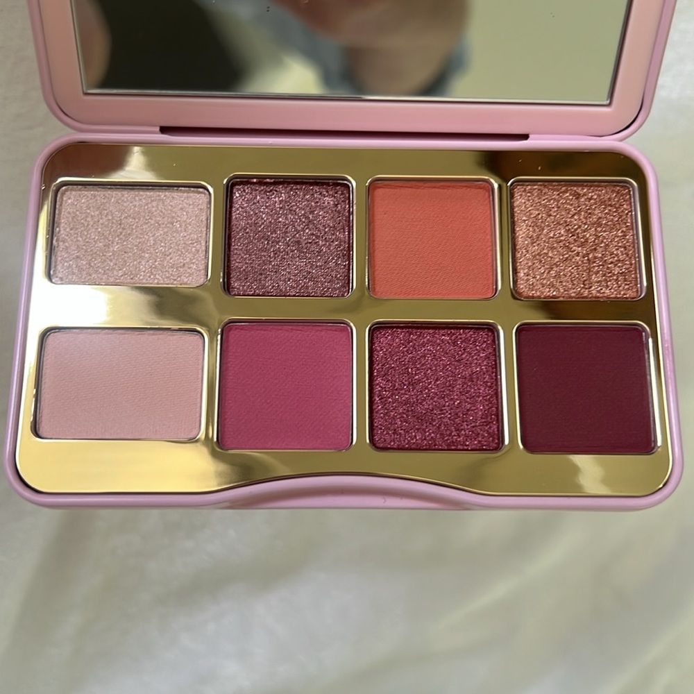 Too Faced Let's Play Pink Eyeshadow Palette